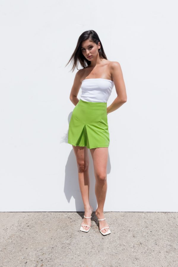 SHORTS TIRO ALTO