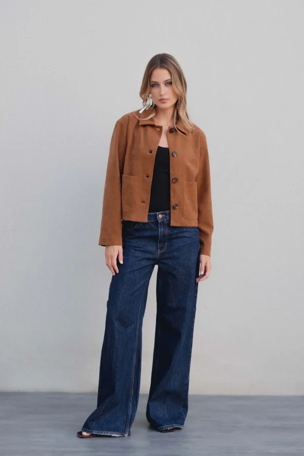 CHAQUETA CORTA EFECTO ANTE - Imagen 2