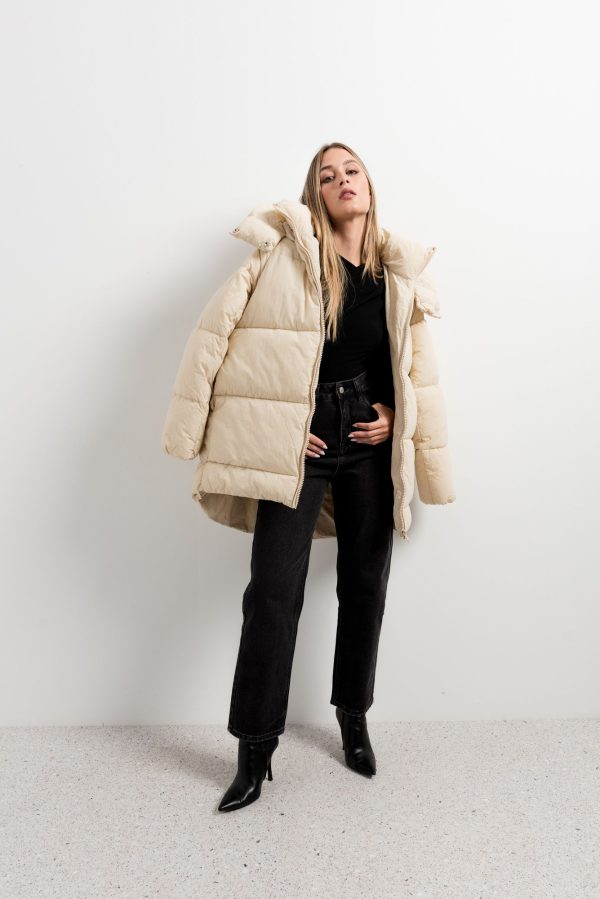 ABRIGO ACOLCHADO OVERSIZE - Imagen 2