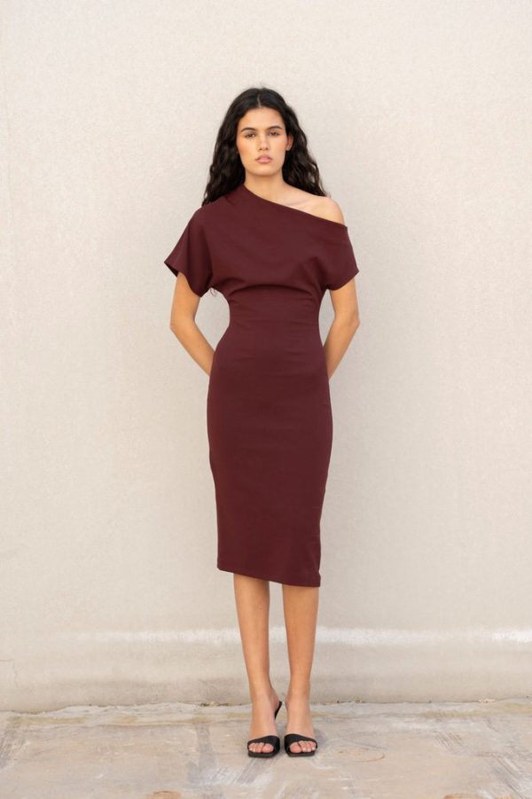 VESTIDO ASIMETRICO BURDEOS - Imagen 2