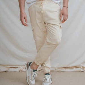 PANTALÓN CHINO CARGO CON GOMA BEIGE