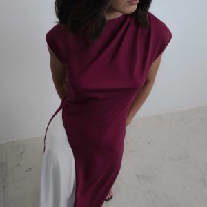 VESTIDO MIDI COMBINADO BURDEOS